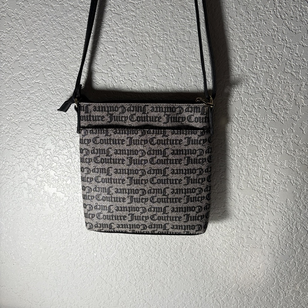 Juicy Couture Black and Gray Logo Messenger Bag - Picture 3 of 4